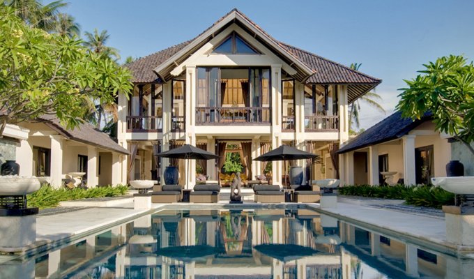 Location villa Bali Sukawati sur la mer avec personnel et piscine privée 