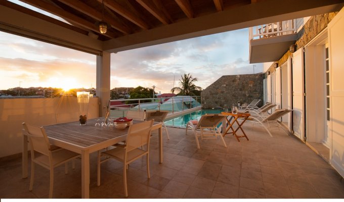 Location Villa à St Barth avec piscine privée et vue sur le port de Gustavia - Caraibes - Antilles Françaises