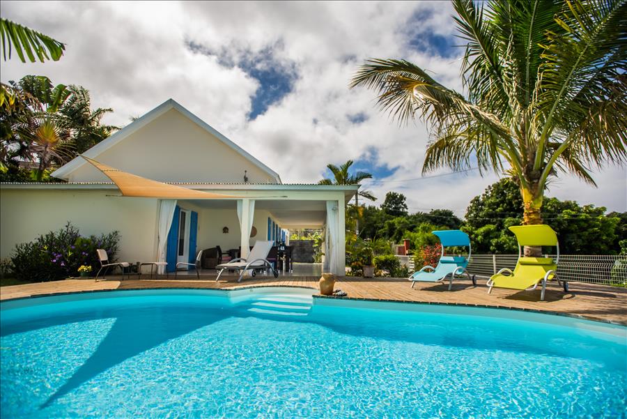 Location Villa Saint Pierre Avec Magnifique Vue Mer Et Montagne La Reunion